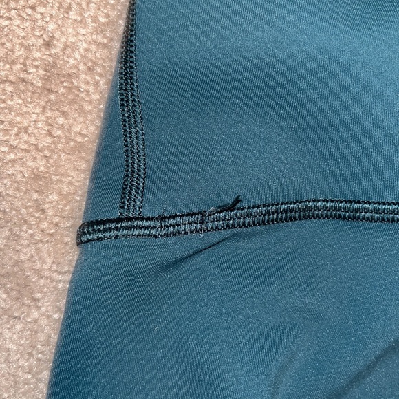 Wunder Under Lululemon Leggings - Picture 5 of 5